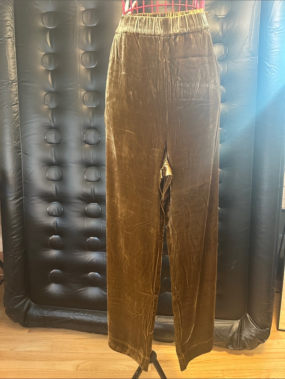 Velvet Elastic-Waist Pants